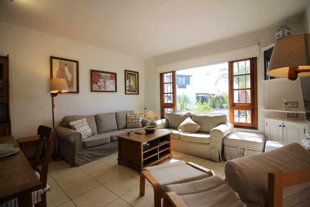 Apartamento Casa Barbara En Playa Bastian Costa Teguise Exterior foto