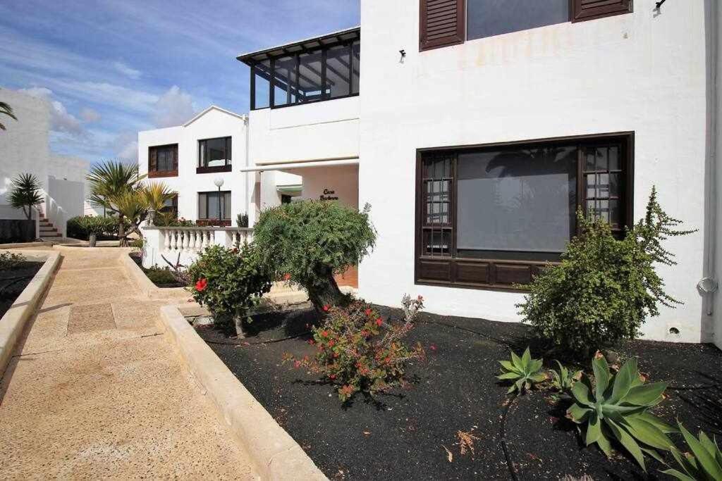 Apartamento Casa Barbara En Playa Bastian Costa Teguise Exterior foto